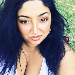 Meet your Posher, Veronika